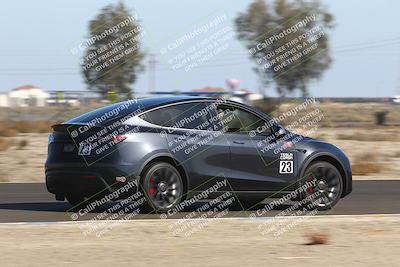 media/Nov-08-2025-Speed Ventures (Sat) [[1c7a6332f5]]/TC B/Session 2 (Turn 2)/